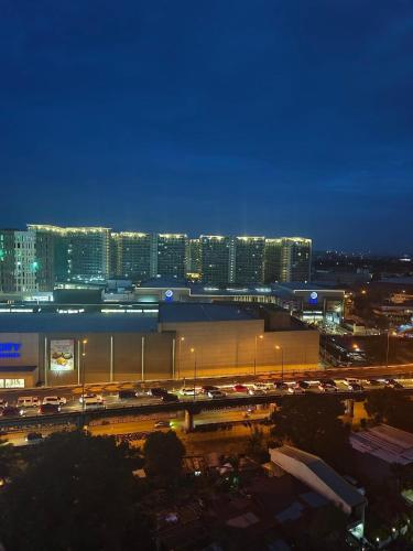 SM HOME Spring Residences Staycation and Condotel