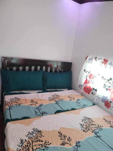 Su Staycation Minimalist