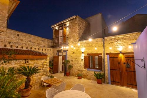 Kozakos House