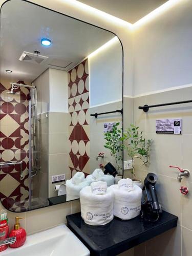 Prime End Sunset View Unit in Makati