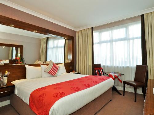 Flannery’s Hotel