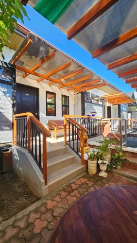 Jolie Joes One Bedroom Unit