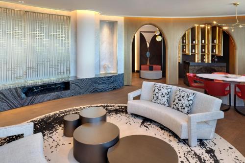 Paragraph Freedom Square, a Luxury Collection Hotel, Tbilisi