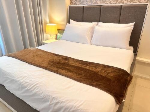 COZY COVE at Stamford Executive Residences