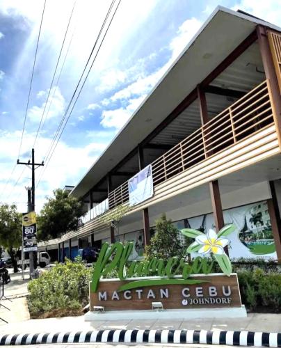JTropics Plumera Mactan Near Airports, Beaches and Malls