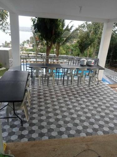 Overlooking Taal Lake and Nature Vibe Staycation