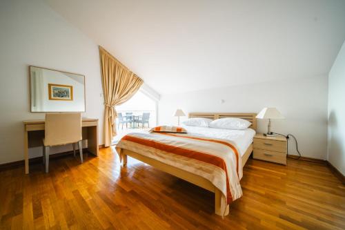 Pervanovo Apartments