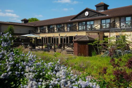 The Hampshire Court Hotel