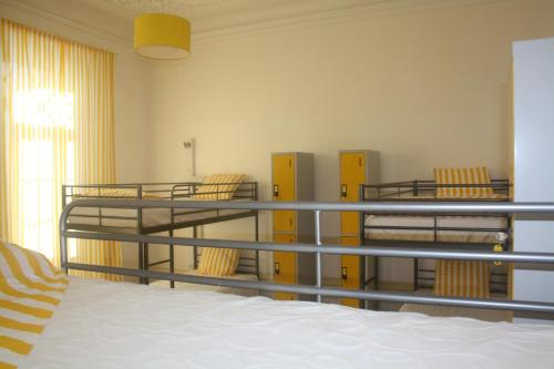 Hostel 402