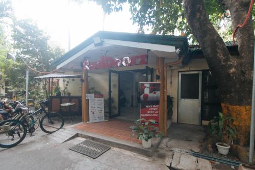 The Vjour Hotel by Reddoorz