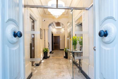 C4 Retreats By Georges Boutique Living