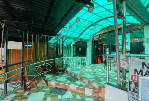 RedDoorz Hostel @ Tita Aidz Inn Baguio