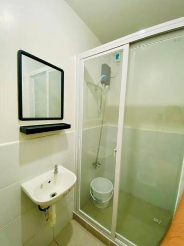 Plumera Condo Near Airport Malls & Schools with Elevator