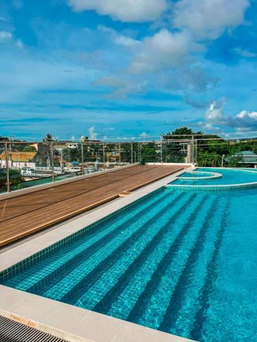 Uma Hotel And Residences