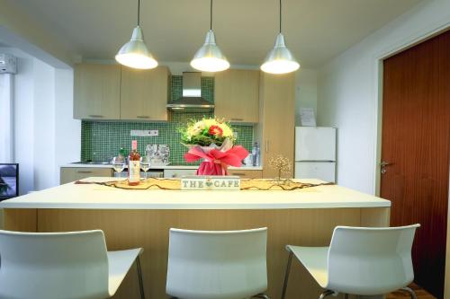 Achillion Apartments