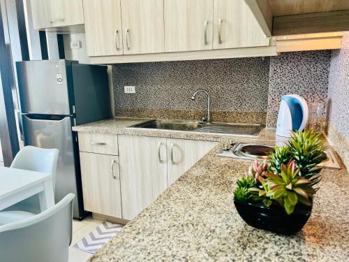 City Center 1-bedroom with balcony and washer