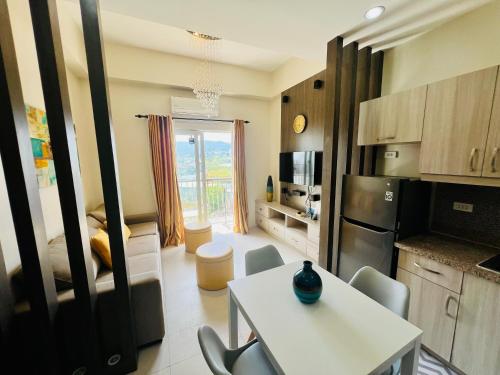 City Center 1-bedroom with balcony and washer
