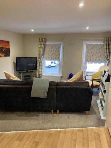 Kezbah2 22 the square centre of Dalston village