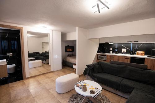 To Bee or not to Bee!