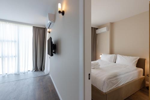 Aqua Batumi Hotel & Apartments