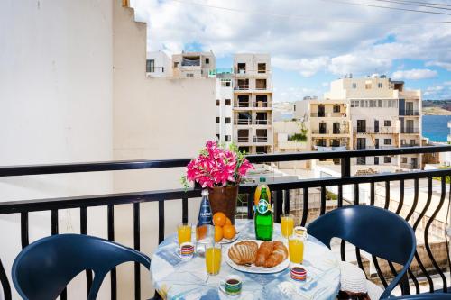 Seashells Apartments by GetawaysMalta