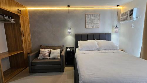 C'Scape Suite at Bernwood Towers