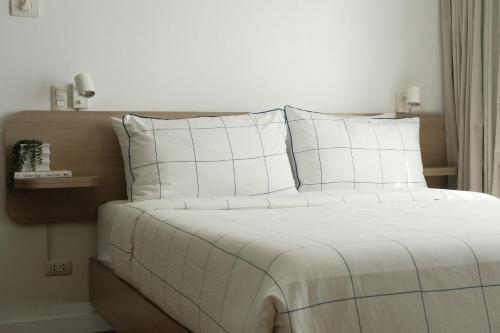 Very Demure, very spacious Studio Abreeza Place