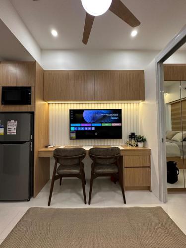 Antoneitte Staycation