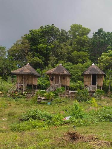 Tribu Kihud "Experience Simple Living