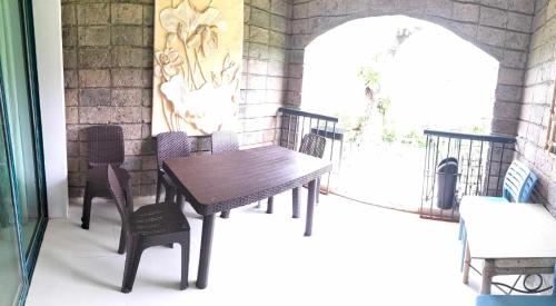 Nasugbu Resort, Beachfront Condo in Canyon Cove A1-104