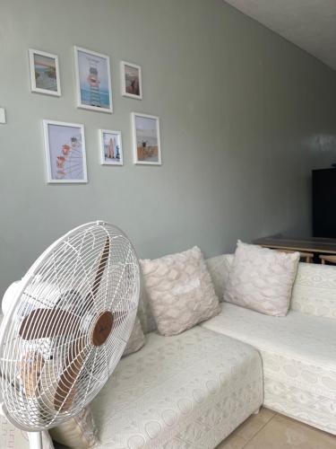 Brand new 2BR 2mins from the Beach with Fast WIFI