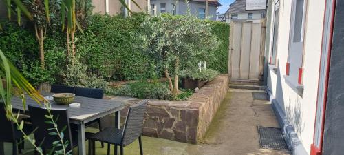 TOKA ROOMS - an der Regiobahn