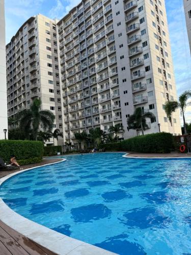 Las Pinas City Cozy Escape