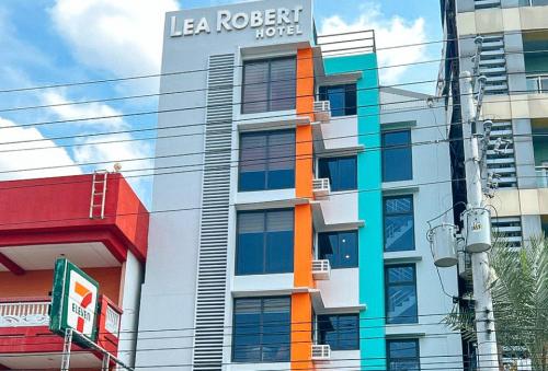 Lea Robert Hotel Angeles Pampanga by RedDoorz