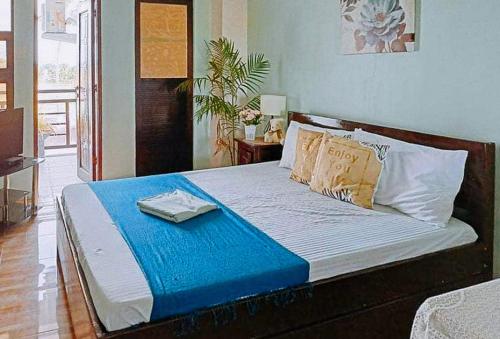 Mary Land Transient Alaminos Pangasinan By RedDoorz