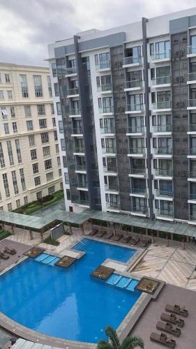 81 Newport Blvd Cluster 4 Unit 10C by Rechelle Nunag