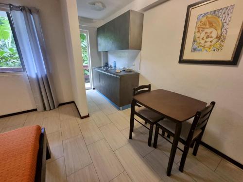 Day & Night Accommodations