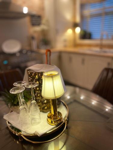 Cosy Cottage Central Bawtry - 2 Bedroom - High End Furnishings