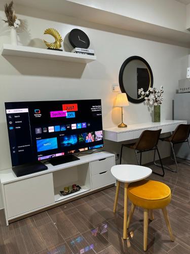 King-size Bed Makati Condo