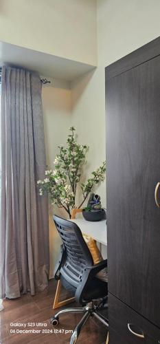 Relaxing Chic Hotel Like with Manila Bay view