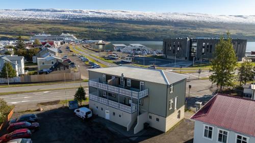 Steinaskjol Apartments