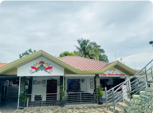 VickyBella's FUNadise Private Resort