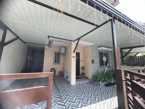 Mago Nouveau Residence 3bdrm-3bath Subdivision