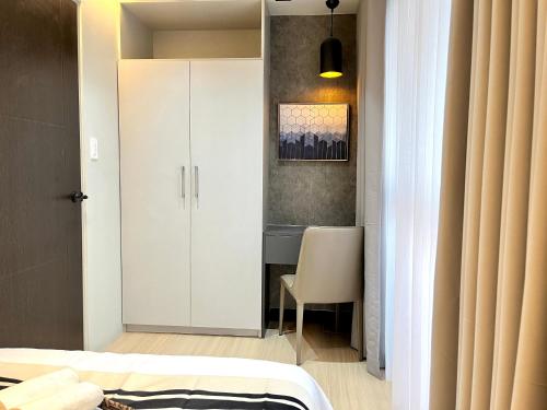 Venice Grand Canal 1BR, Balcony, Pool, Sauna & 5G WiFi, Ste 19