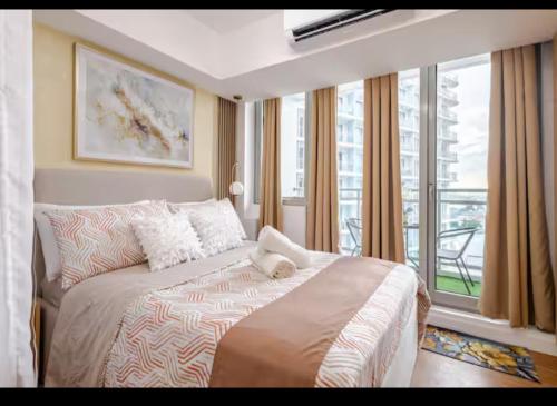 The Bahama Hammock - Azure PH