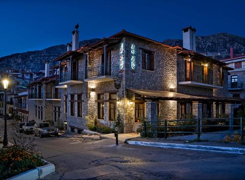 Ef Zin Studios & Suites Hotel
