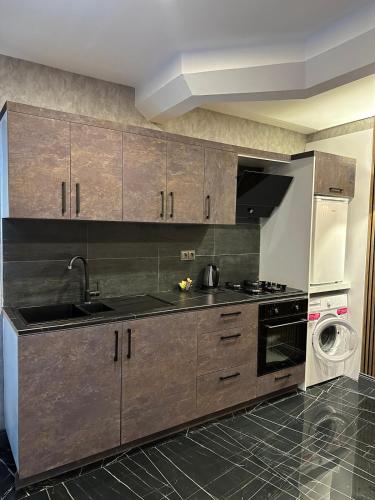 Mrt Suites Lara Hotel