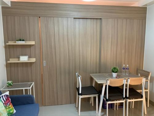 Tropical Sanctuary in Pasay City