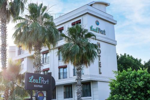 Leaf Port Boutique Hotel