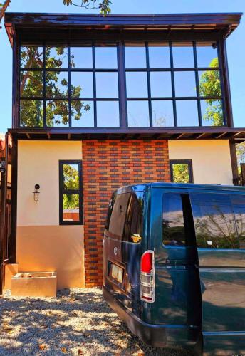 The Cozy Glass House by the Sea